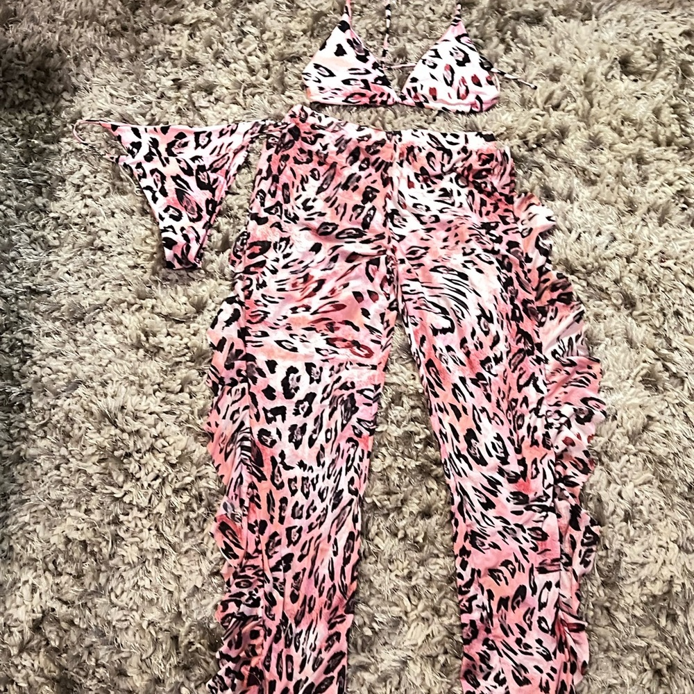 SHEIN 3 piece Pink and Black Bikini Swimwear